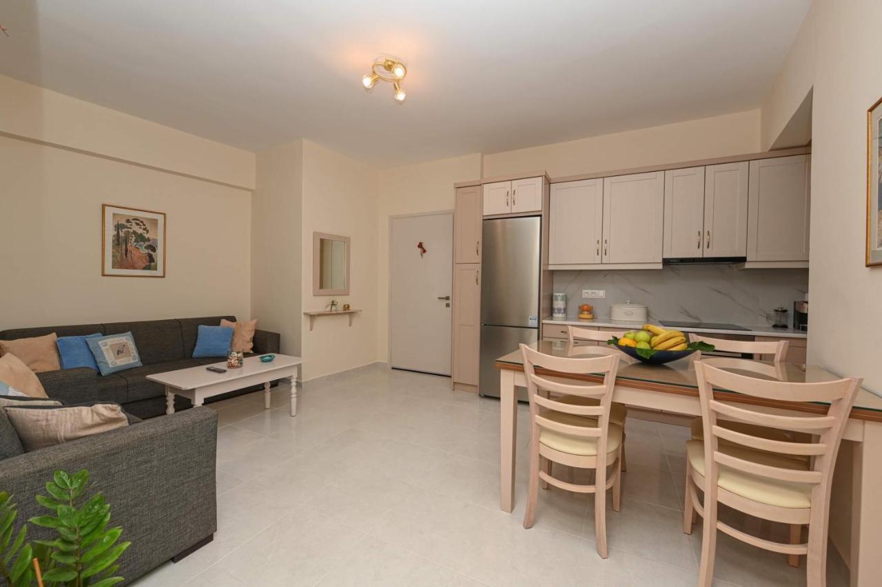 Sweet Retreat Apartment Tinos Bagian luar foto